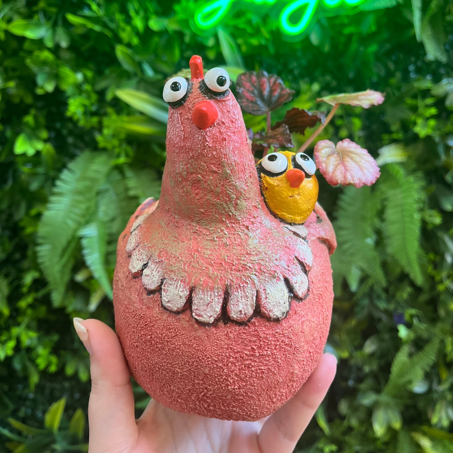 Mama Hen & Chicks - Blobhouse Planters