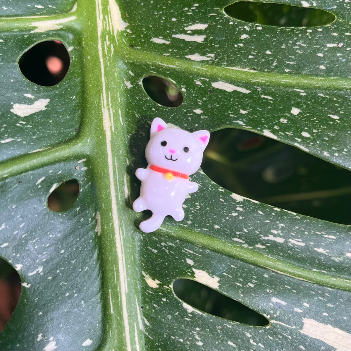Mini Cat Plant Magnet