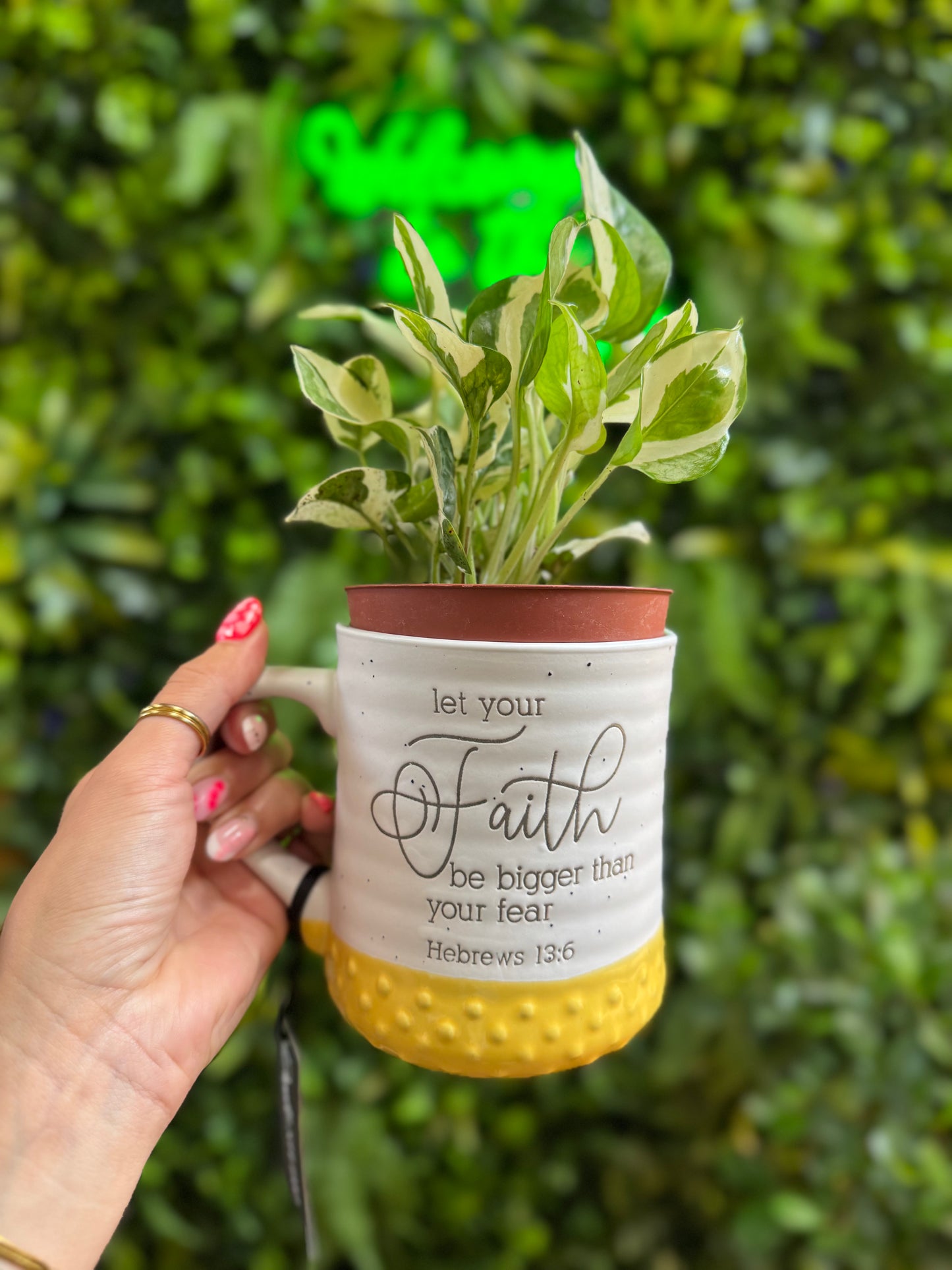 Faith Mug Pot