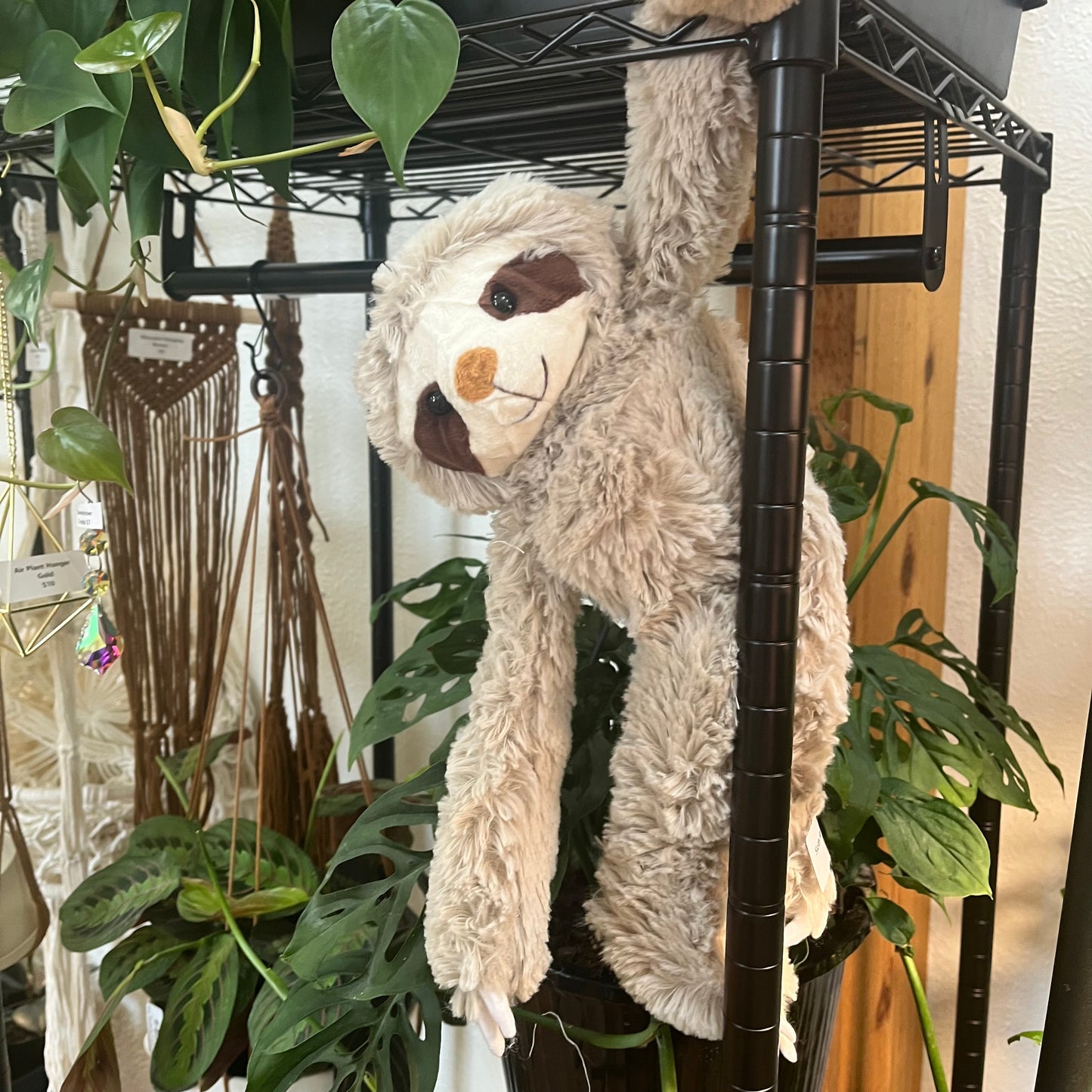 Hanging Sloth Stuffy