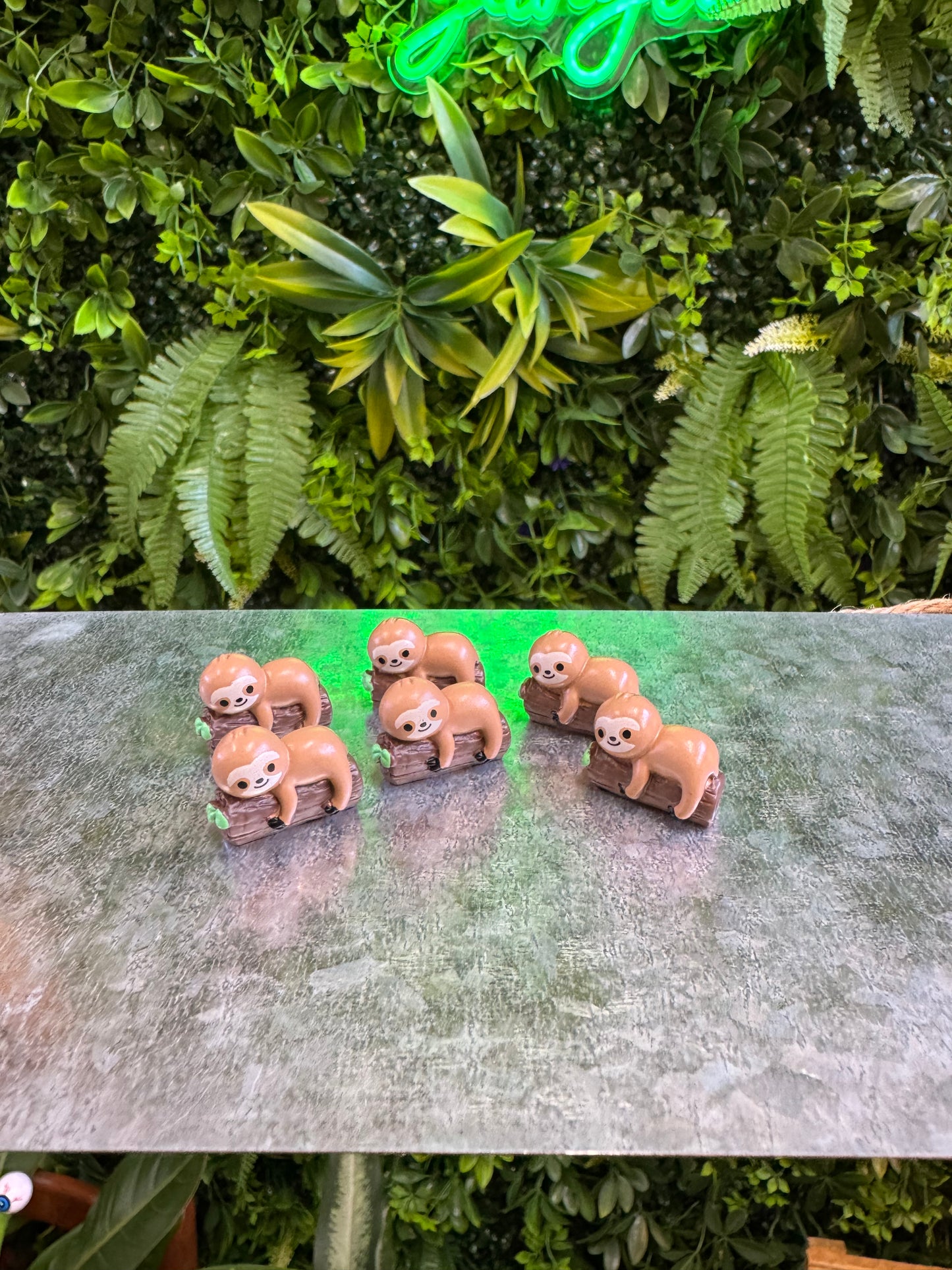 Mini Sloth on a Log Trinket
