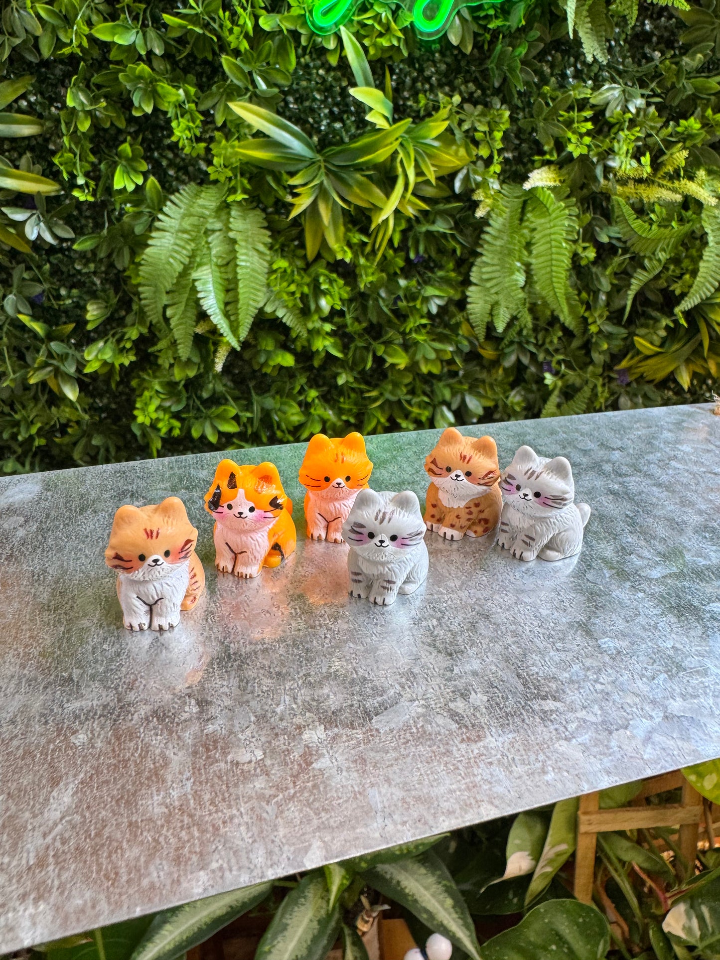 Sitting Cat Trinket