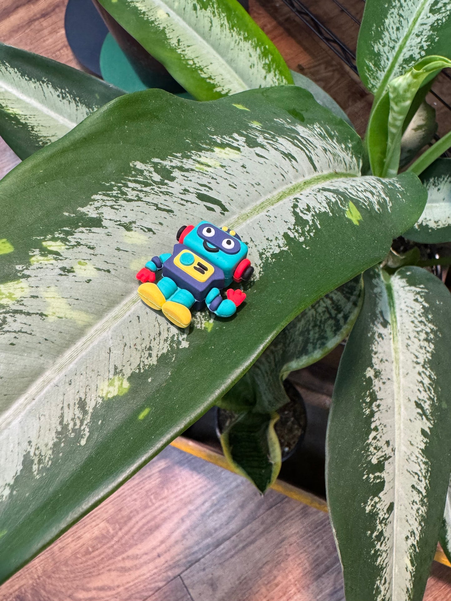 Happy Robot Plant Magnet