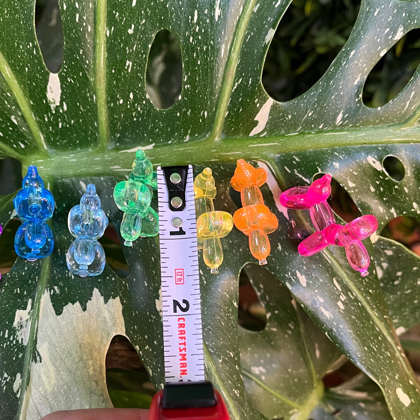Balloon Dog Plant Magnet