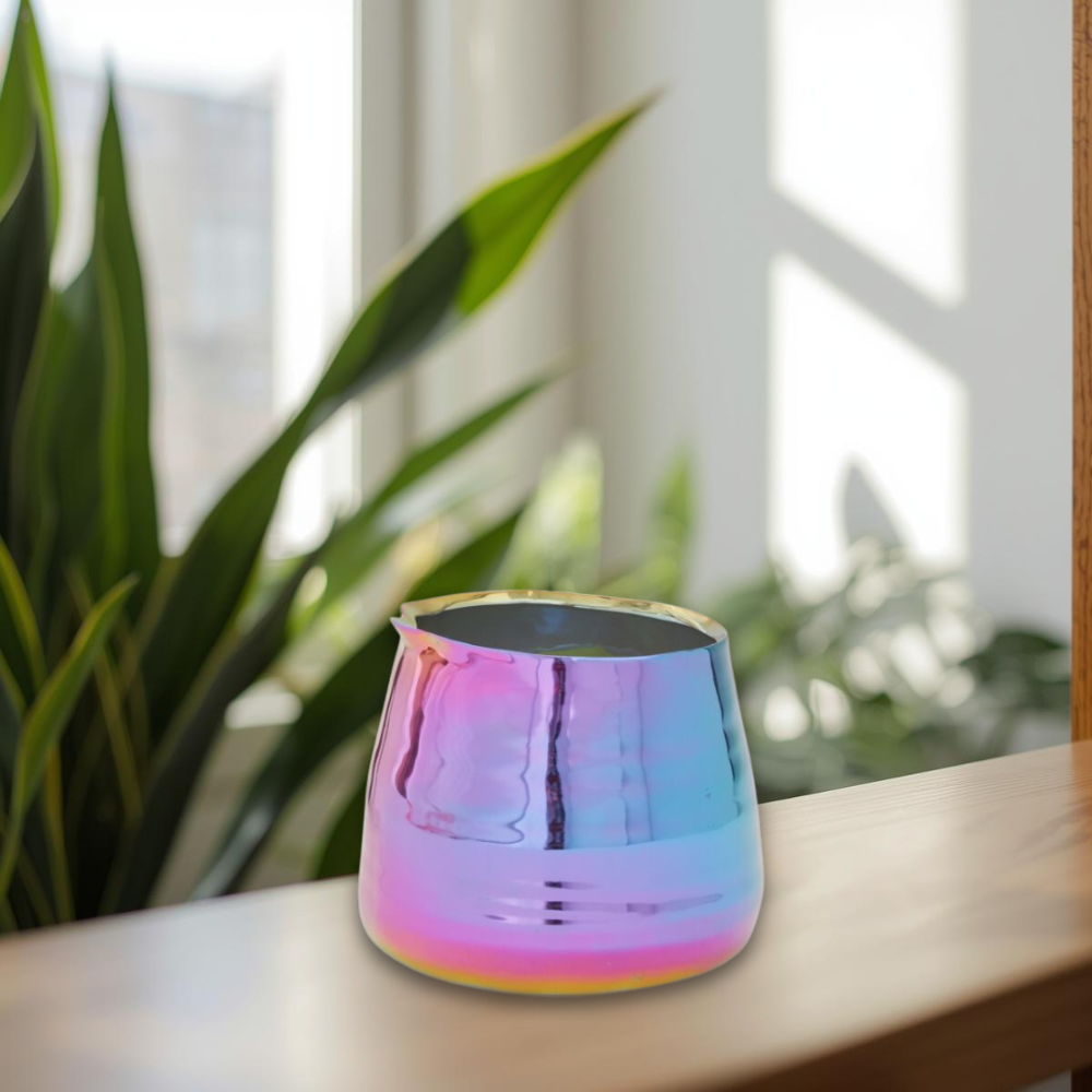 Tegan Pots - Iridecent